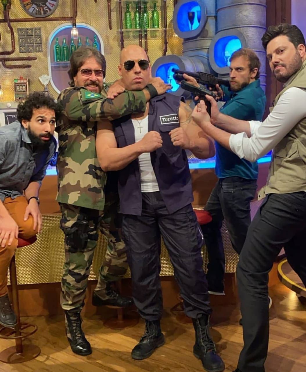 Vin Diesel Brasileiro caracterizado de Toretto em quadro de TV